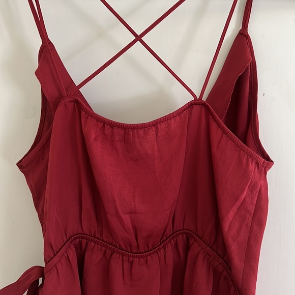 Express maroon top size medium - Picture 3 of 5